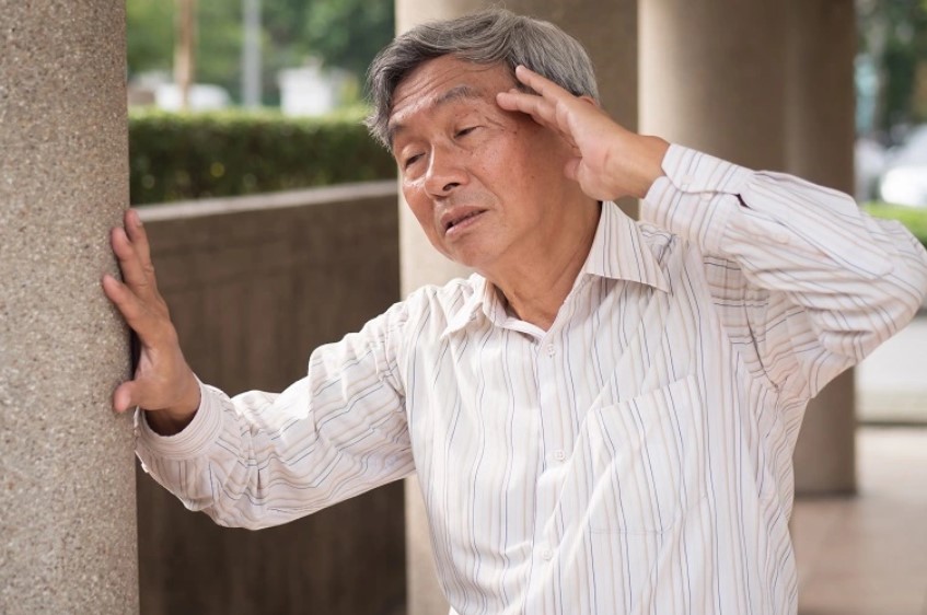 Gejala Stroke Pertama: Testimoni mengatasi gejala stroke.