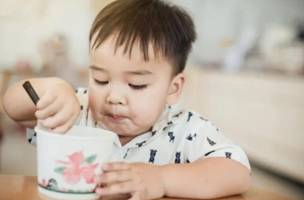 Makanan penderita diabetes pada anak: Penyebab penyakit gula.